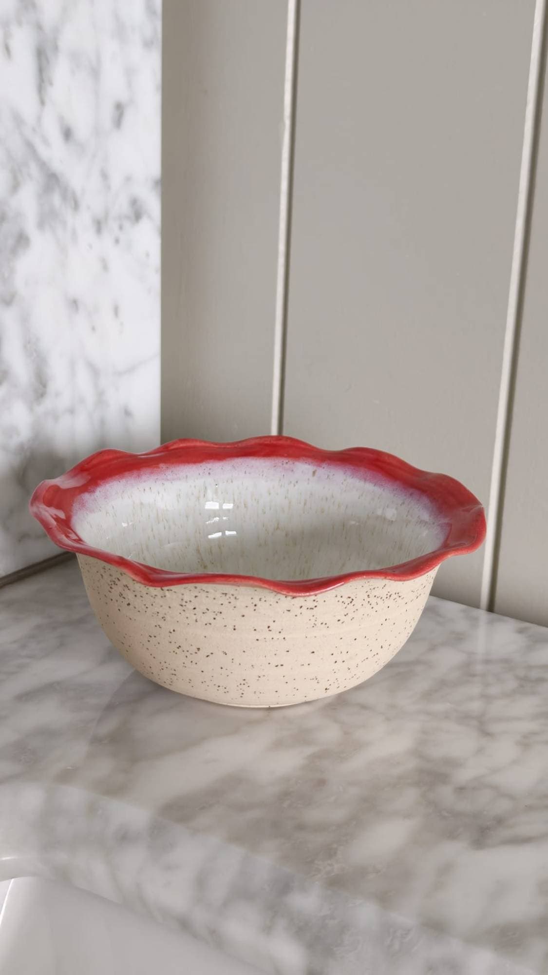 Frilled bowl, poppy-red rim